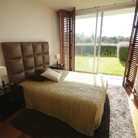 Villa Cristelo Sleeps 8 With Pool Air Con And Wifi *