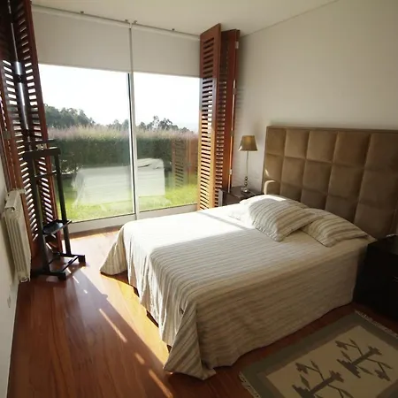 Cristelo Sleeps 8 With Pool Air Con And Wifi *
