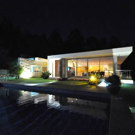 Villa Cristelo Sleeps 8 With Pool Air Con And Wifi Cristelo (Caminha)